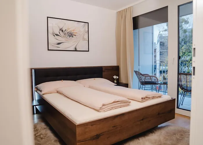 Διαμέρισμα 10 Minutes To The Center, 2 Minutes To The Metro